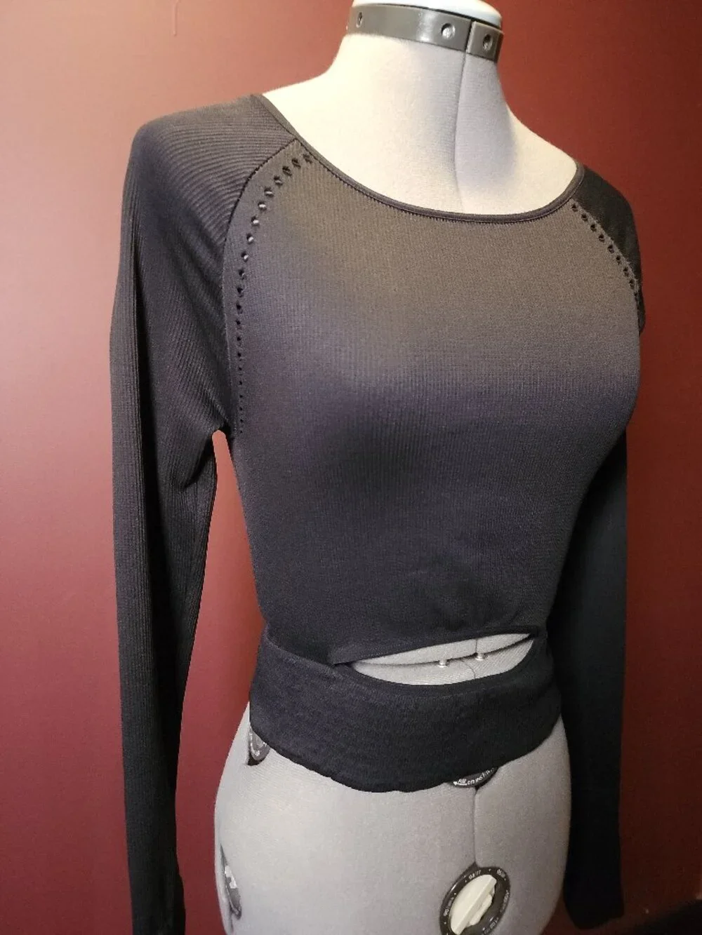 Free People Movement Black Crop Top - Cut It Out Long-Sleeve - M